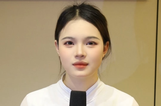 就业学子何鹏香采访